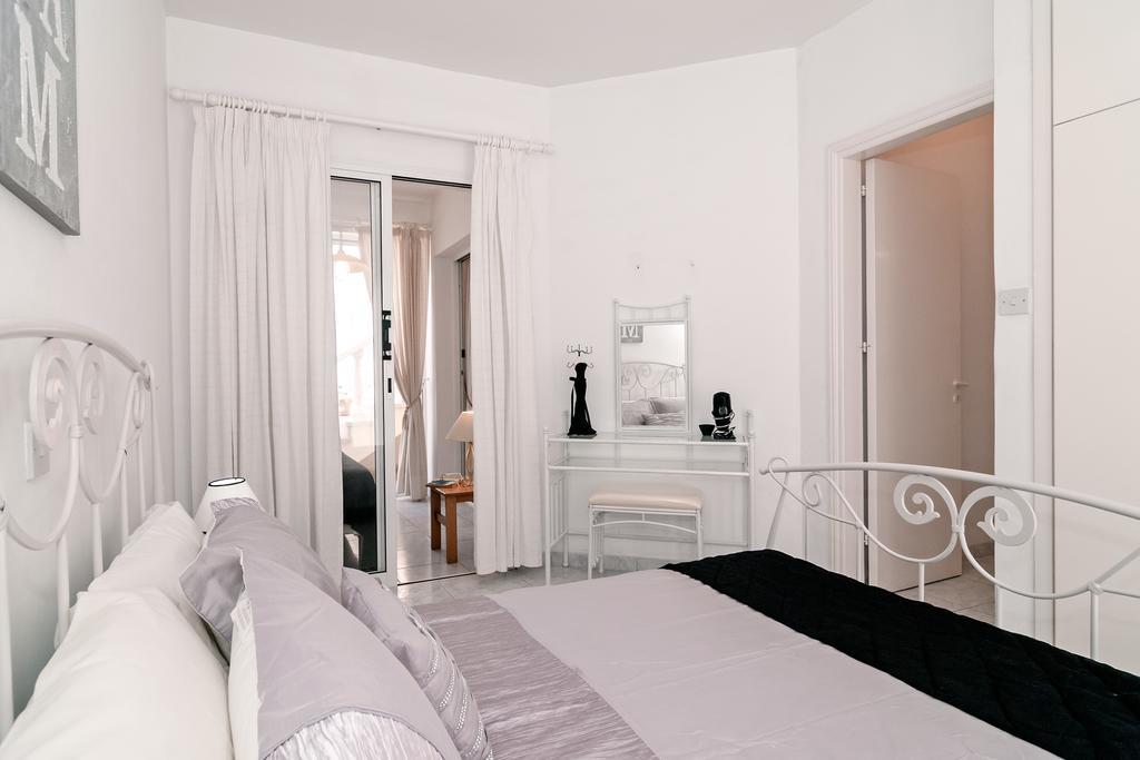 Sue'S Apartment Пафос Екстер'єр фото